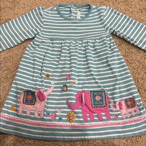 Long sleeve elephant appliqué dress